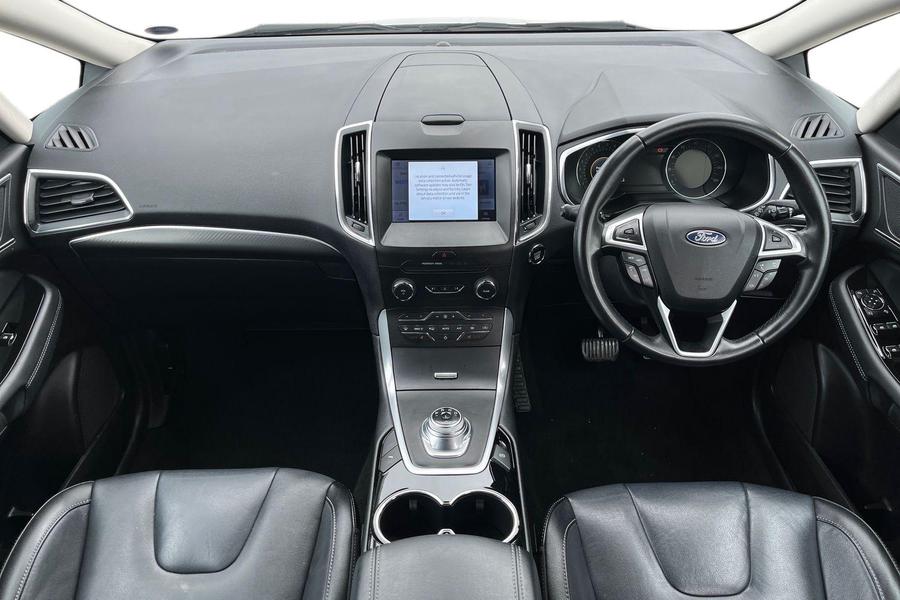 Ford S-MAX Photo autoimg-a9f450e1dbc432623d9fd7ae8884426e3a1f2ca4.jpg
