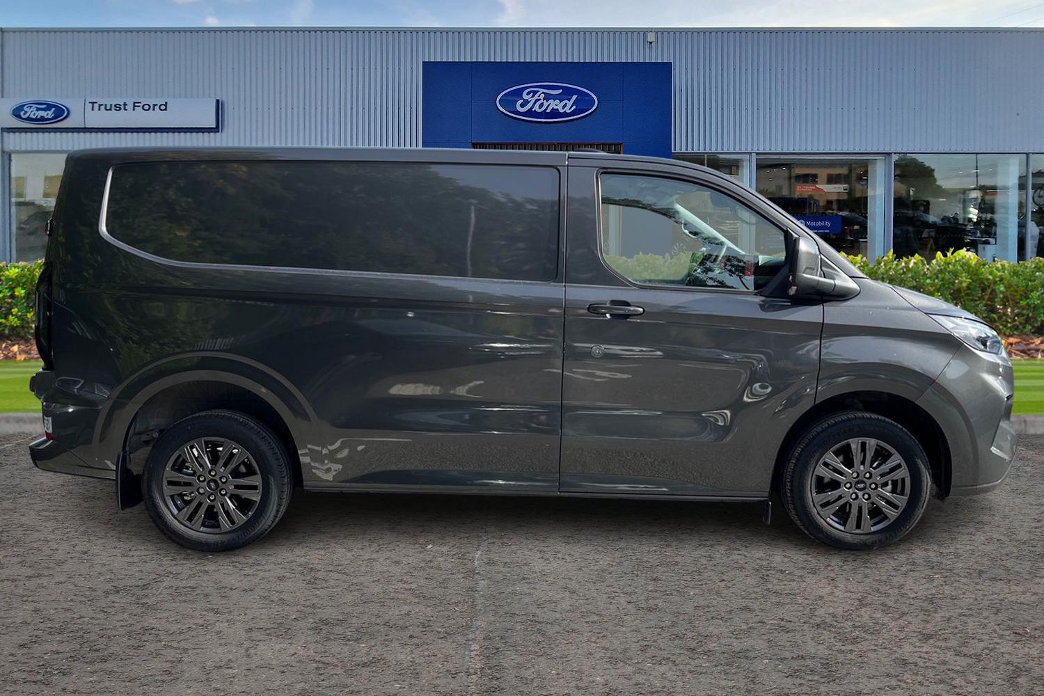 Ford Transit Custom Photo 2