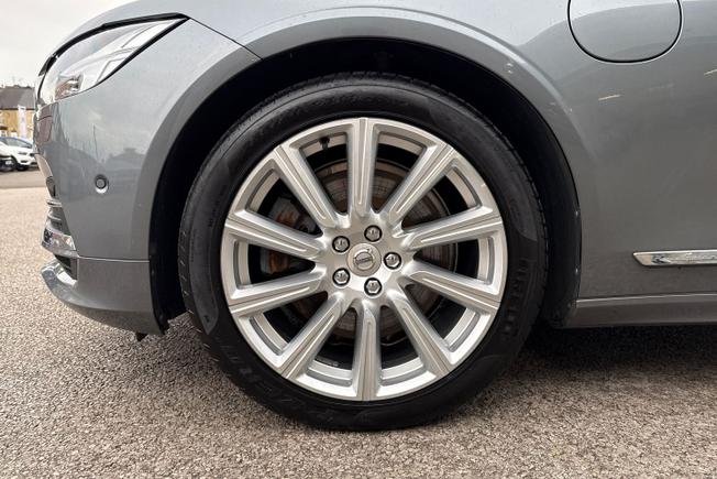 VOLVO V90 Photo 26