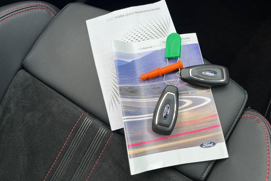 Ford Kuga Photo autoimg-a9f86437ba7e021006b13c5f150accbb5cb8cb84.jpg