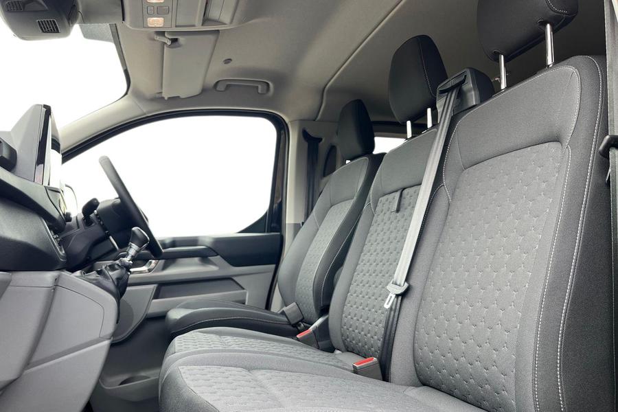 Ford Transit Custom Photo autoimg-a9f9332c4b06499c36bf198c84be4df8b7e8d460.jpg