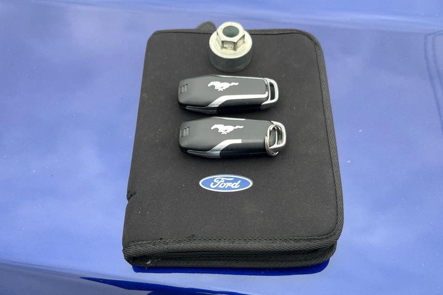 Ford MUSTANG Photo autoimg-a9f9fa482059d40ae627833e805968eac8b02631.jpg