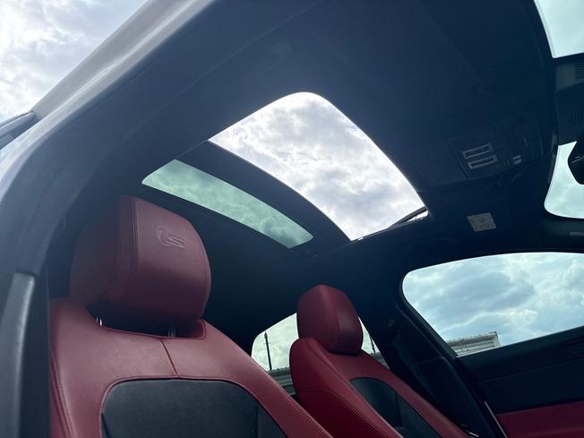 JAGUAR XF Photo 35