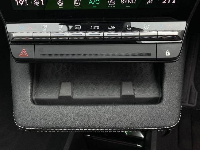 RENAULT Scenic E-Tech Photo 42