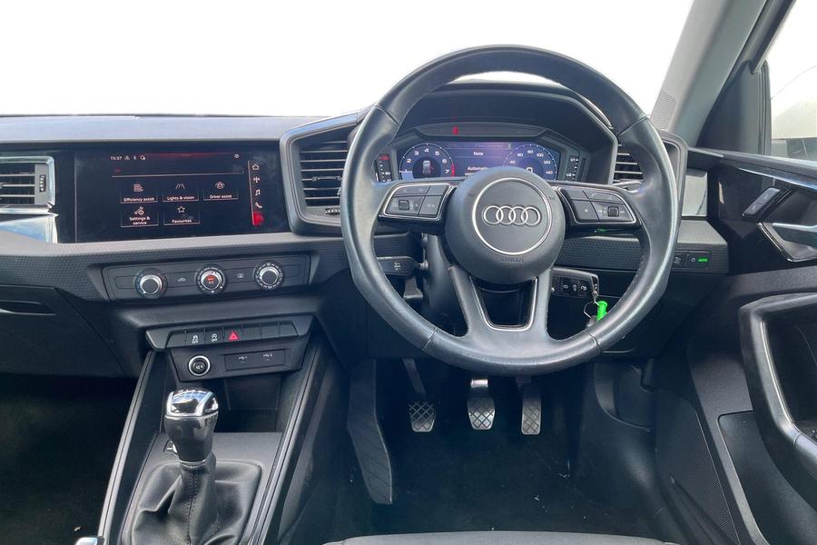 Audi A1 Photo autoimg-aa001ce3e1583b4fb14b922e73f8e893b30c513e.jpg