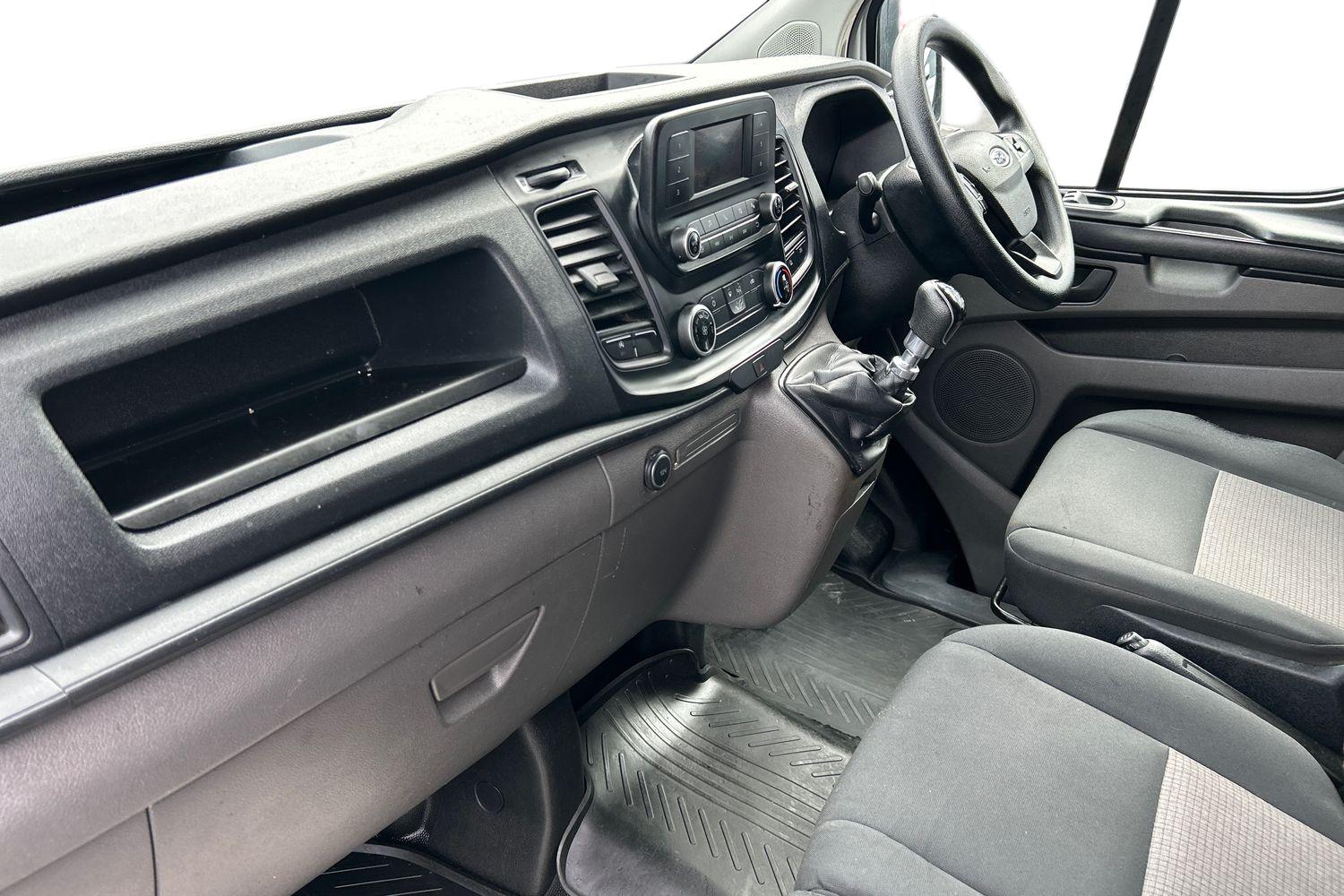 Ford TRANSIT CUSTOM Photo 3