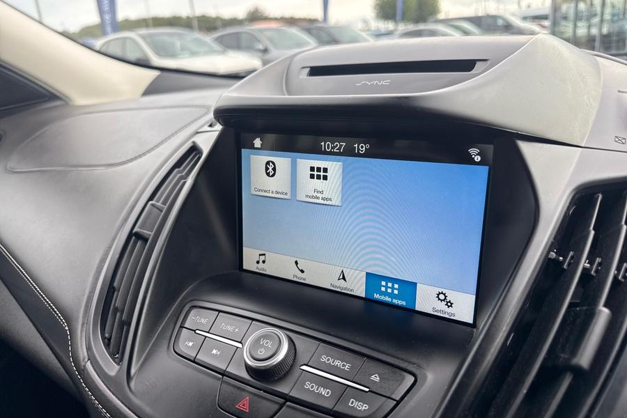 Ford KUGA VIGNALE Photo autoimg-aa0191cca954b10083c7c6a5d74061b8f4e8ca32.jpg