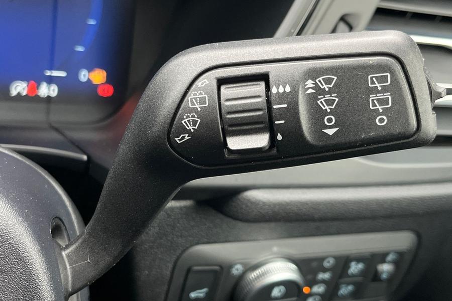 Ford Kuga Photo autoimg-aa04268780767e524c1ecbefcba4d234eb8b411c.jpg