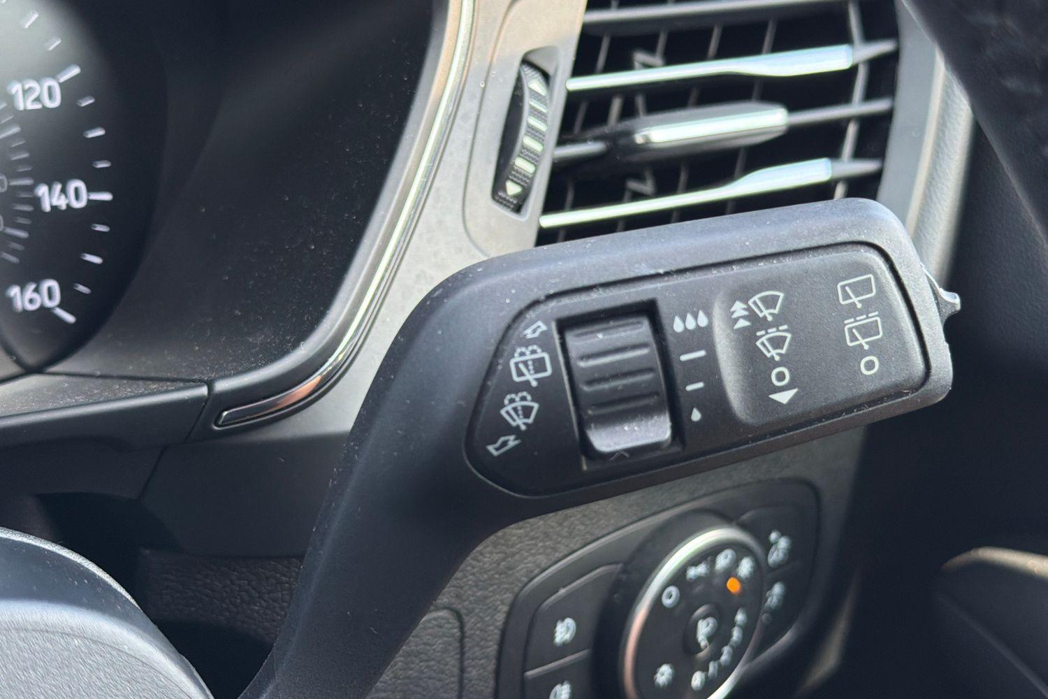Ford FOCUS Photo 14