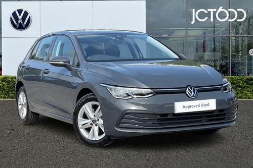 VOLKSWAGEN Golf 1.5 eTSI MHEV Life Hatchback 5dr Petrol Hybrid DSG Euro 6 (s/s) (150 ps)