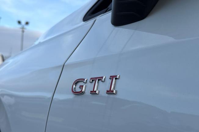 Volkswagen Golf Photo 47