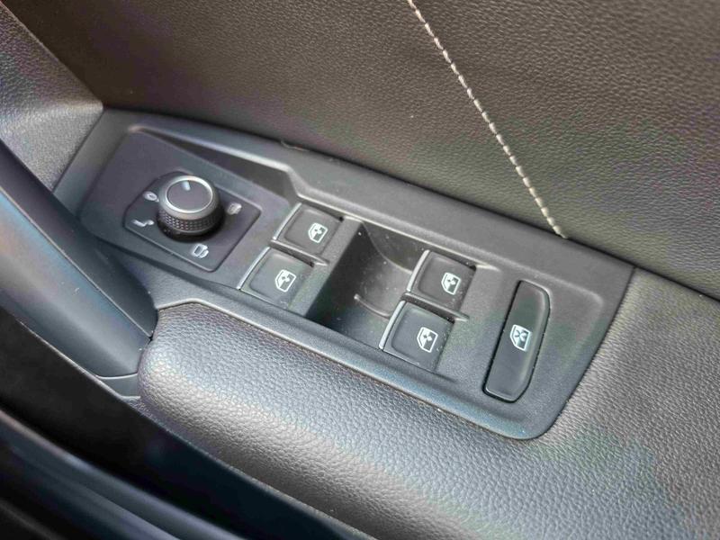 Used Volkswagen Tiguan WU73RUW 24