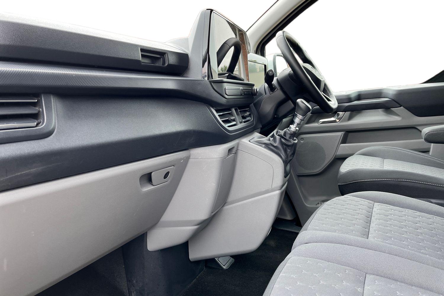 Ford TRANSIT CUSTOM Photo 2