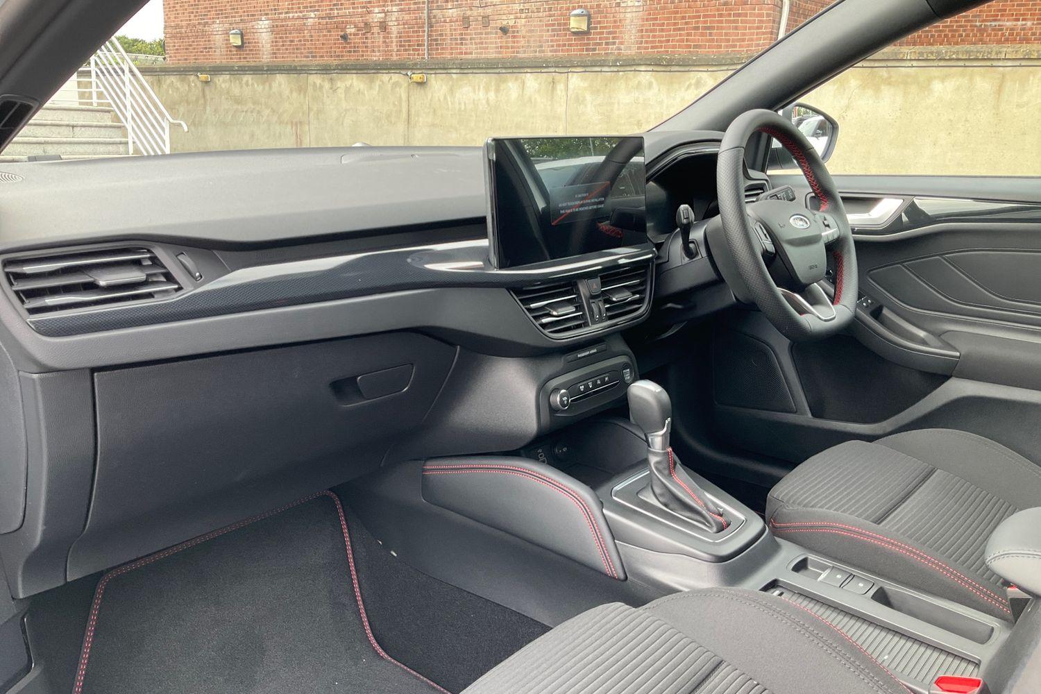 Ford Focus Photo 17
