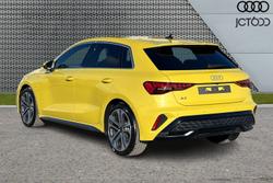 AUDI  A3 Sportback Photo 3