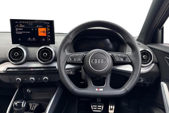 AUDI Q2 Photo 11