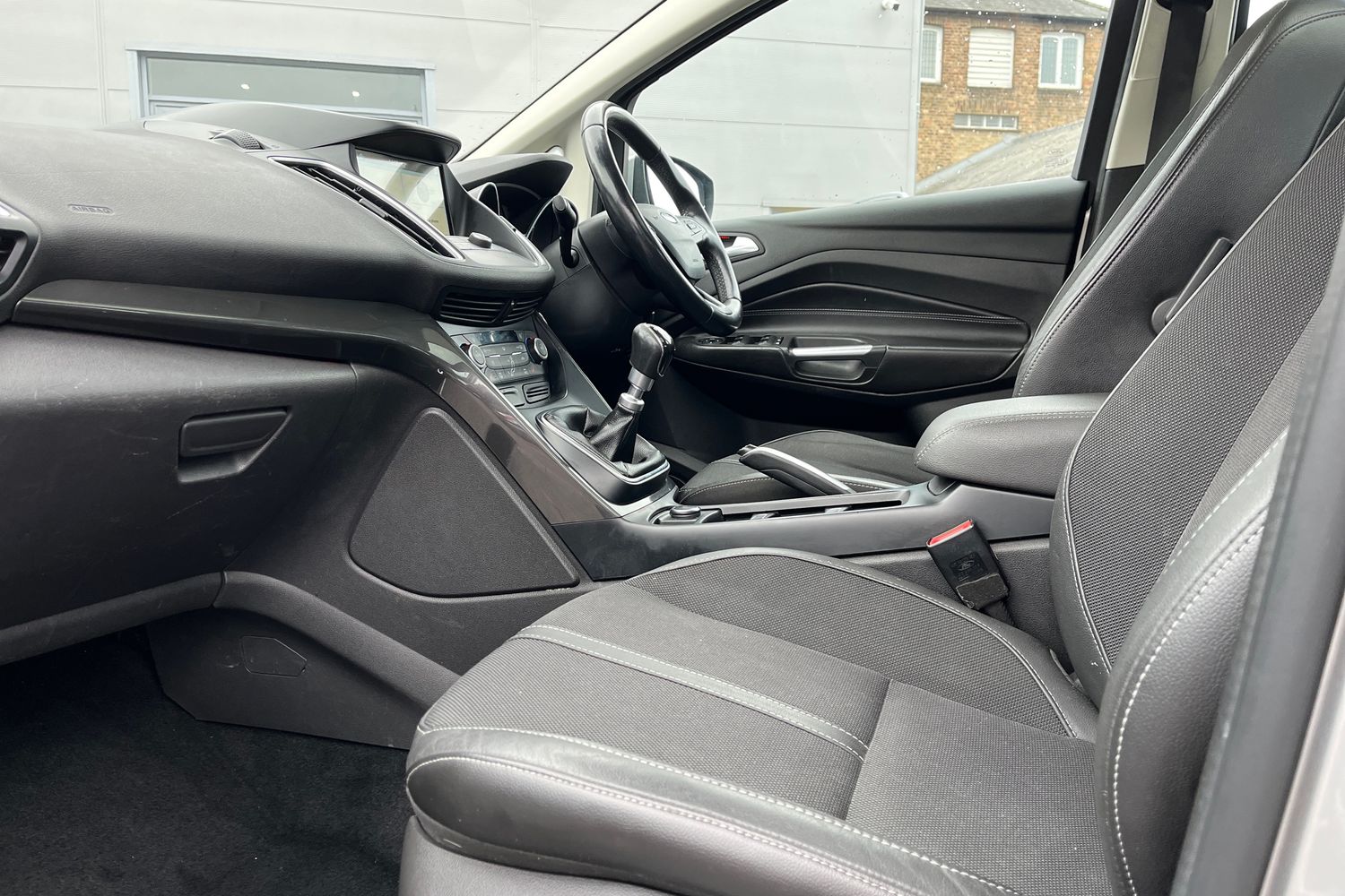 Ford GRAND C-MAX Photo 17