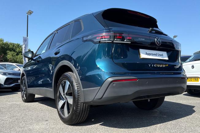 VOLKSWAGEN Tiguan Photo 38