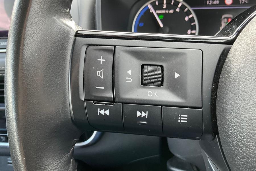 Nissan X-TRAIL Photo autoimg-aa17d8f3fdbf19e81c8cd8214c90252e03b00852.jpg