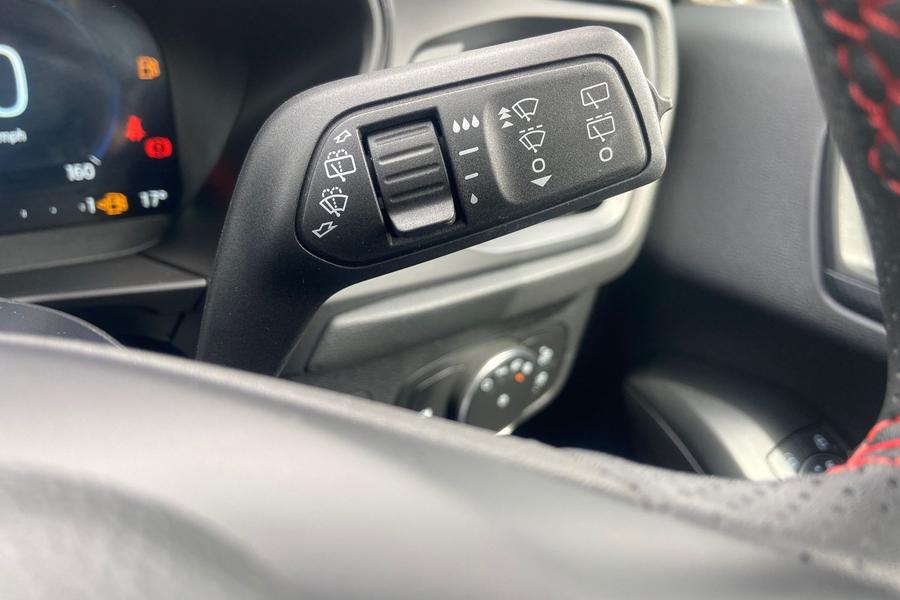Ford FOCUS Photo autoimg-aa1a2eabc0a04e4a2f331dee76d9e541e7b87b90.jpg