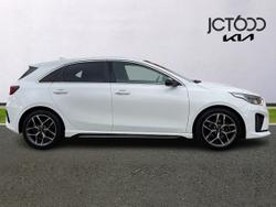 KIA Ceed Photo 4