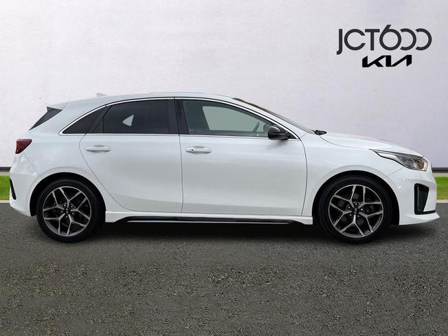 KIA Ceed Photo 4
