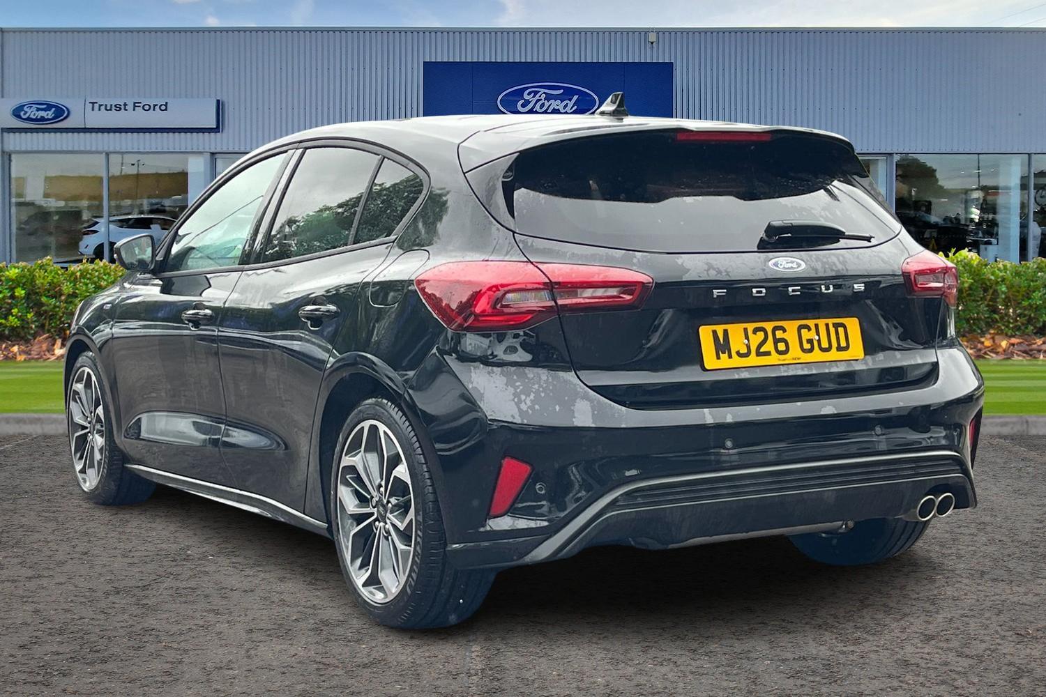 Ford Focus Photo 1