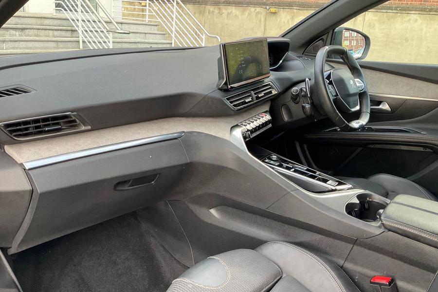 Peugeot 3008 Photo autoimg-aa1f1fc554eae0a4270b6ed2449b2f1ae6cabceb.jpg