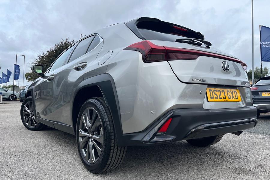 Lexus UX Photo autoimg-aa20ff4af7b1194e5a9b256c6eec2db629edfde6.jpg