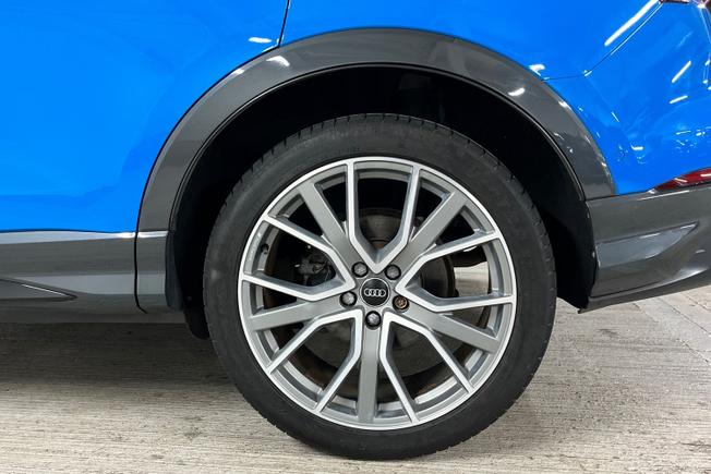 AUDI Q3 Photo 5
