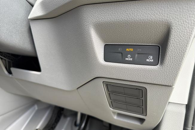 VOLKSWAGEN Crafter Photo 37