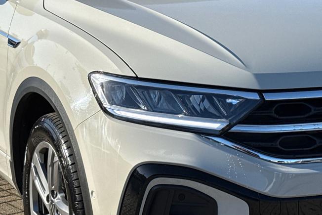 VOLKSWAGEN T-Roc Photo 19