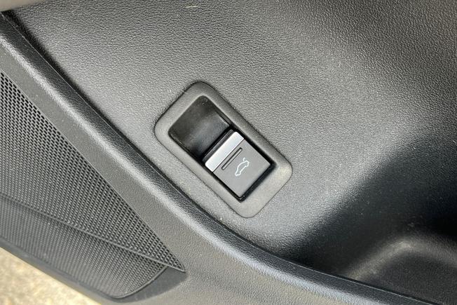 AUDI Q4 E-Tron Photo 45