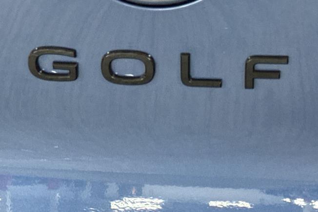 Volkswagen Golf Photo 36