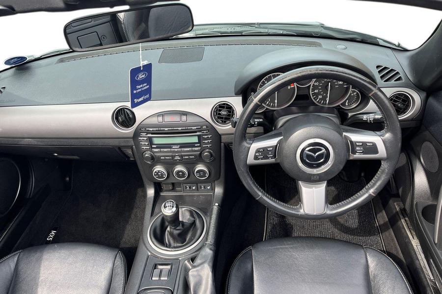 Mazda Mx-5 Roadster Coupe 2.0i Sport Tech 2dr Photo autoimg-aa2c5e3cd12c9d22aeeceb79a2a4f13eddfa8373.jpg