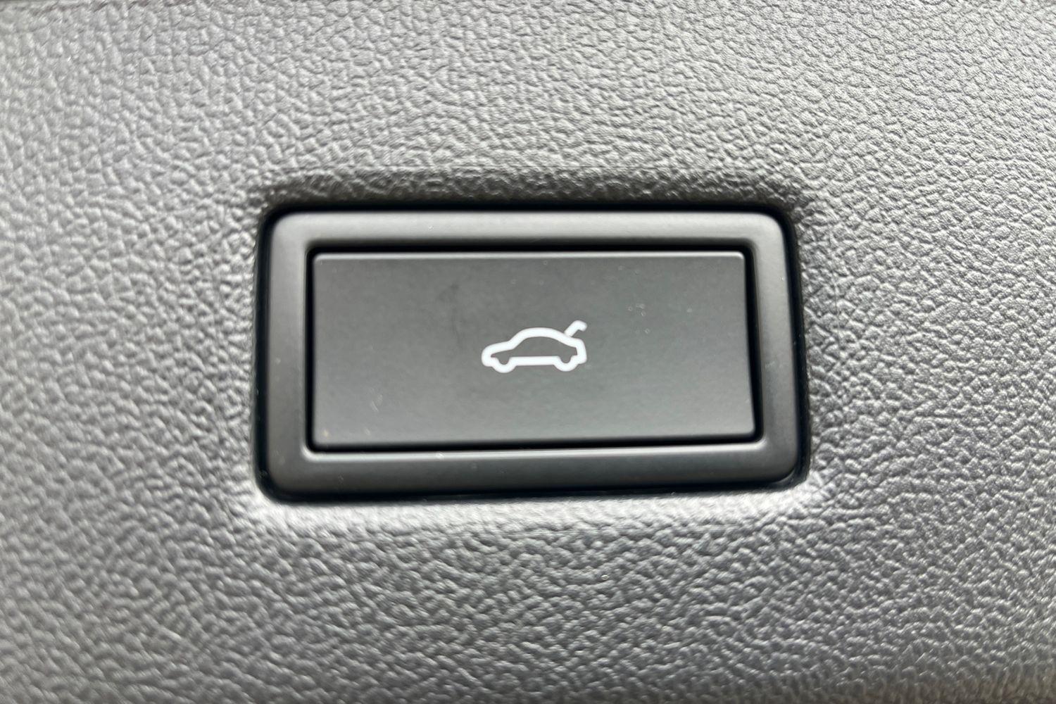 Ford Explorer Photo 26