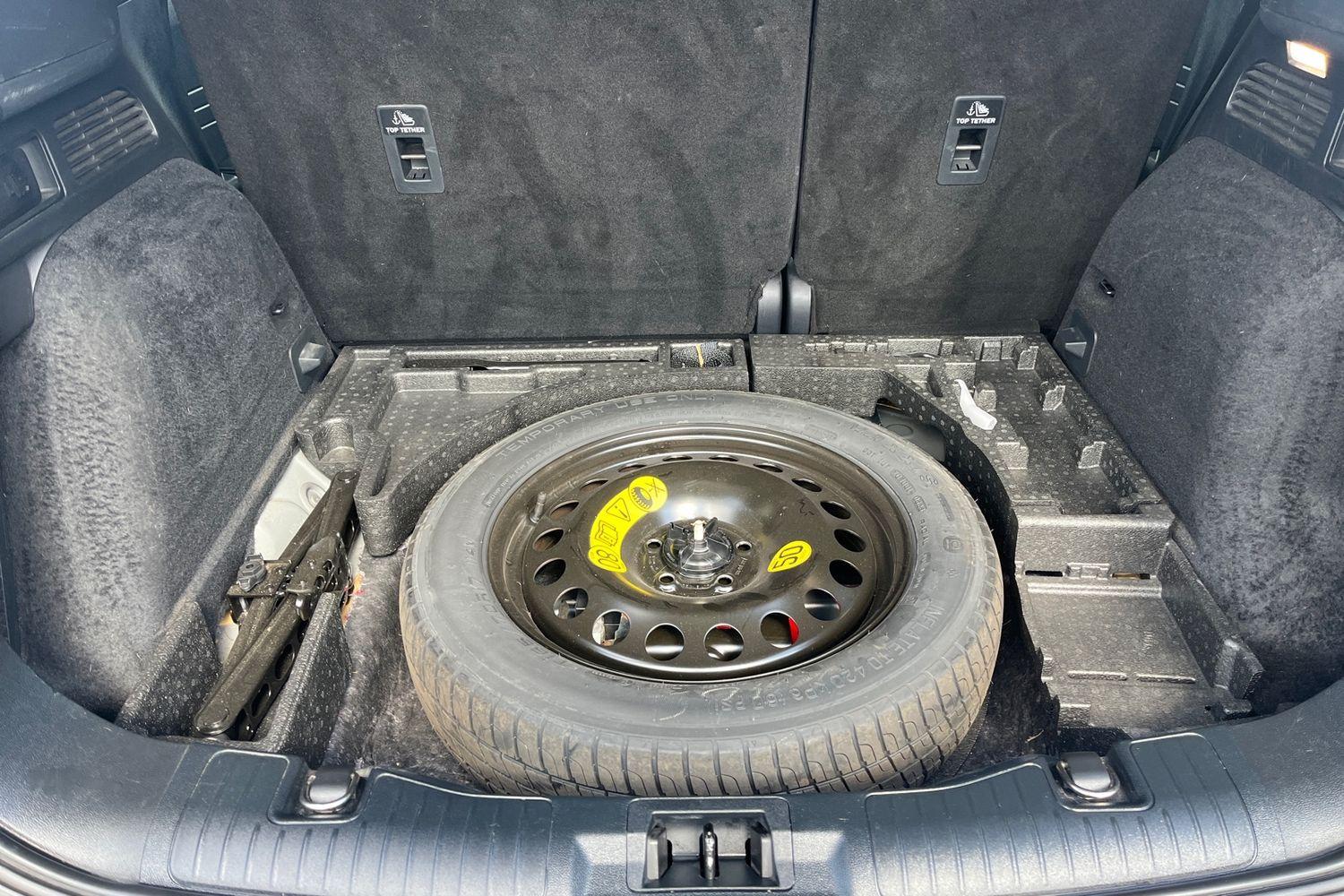 Ford KUGA Photo 37