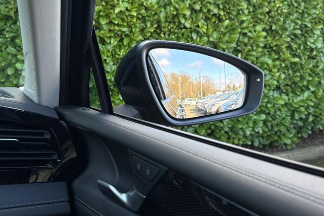 VOLKSWAGEN Tiguan Photo 38