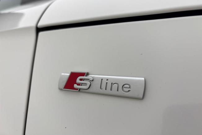 Audi TT Photo 31