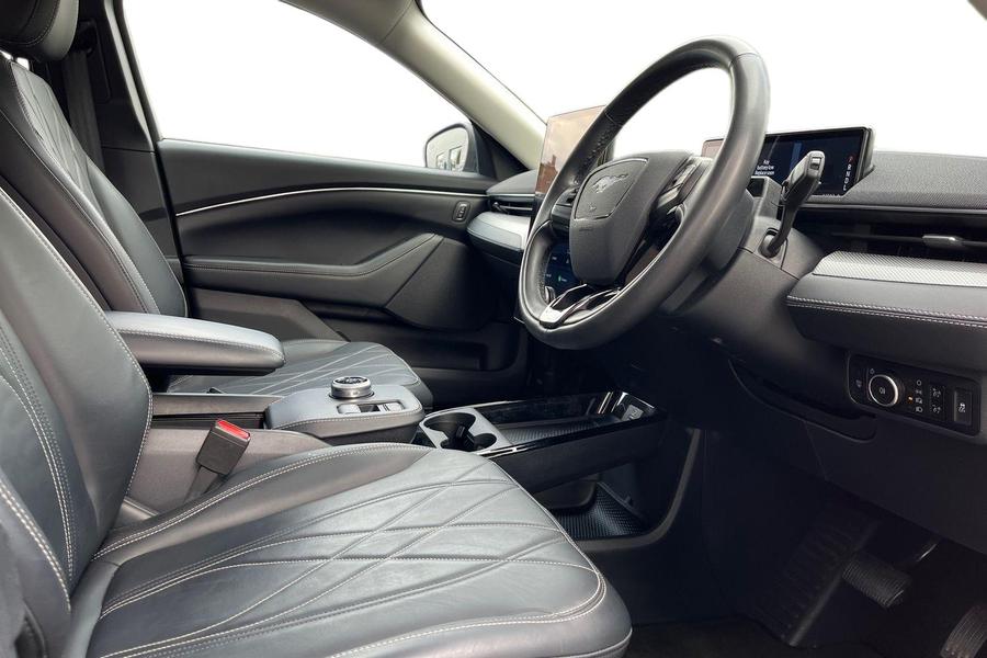 Ford Mustang Mach-E Photo autoimg-aa31539c79ddcfedb33b384d5abe8da092298837.jpg