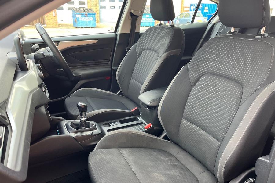 Ford Focus Photo autoimg-aa3305f220700298328fa4a2b6c33daf2956b4c8.jpg