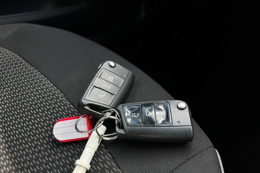 SEAT IBIZA Photo autoimg-aa3315c9fa0faea5db8360dd68505407e2f9115d.jpg