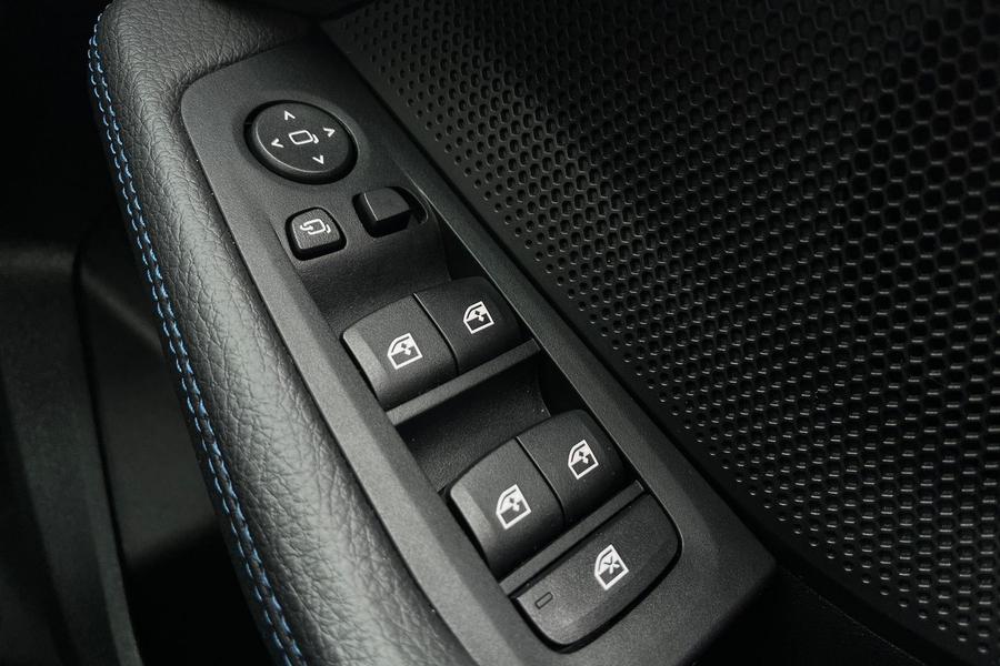 BMW 1 Series Photo autoimg-aa3324511d613ba1e2f9e7870ae656bd360c3da4.jpg