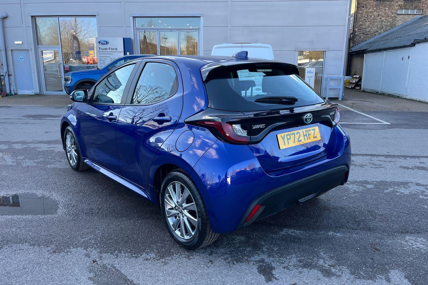 Toyota YARIS Photo 32