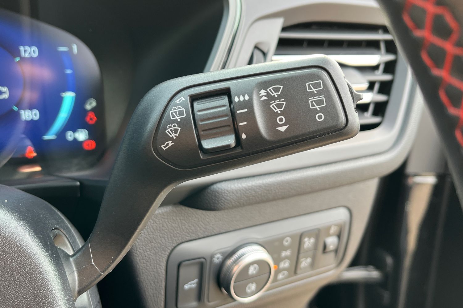 Ford Kuga Photo 14