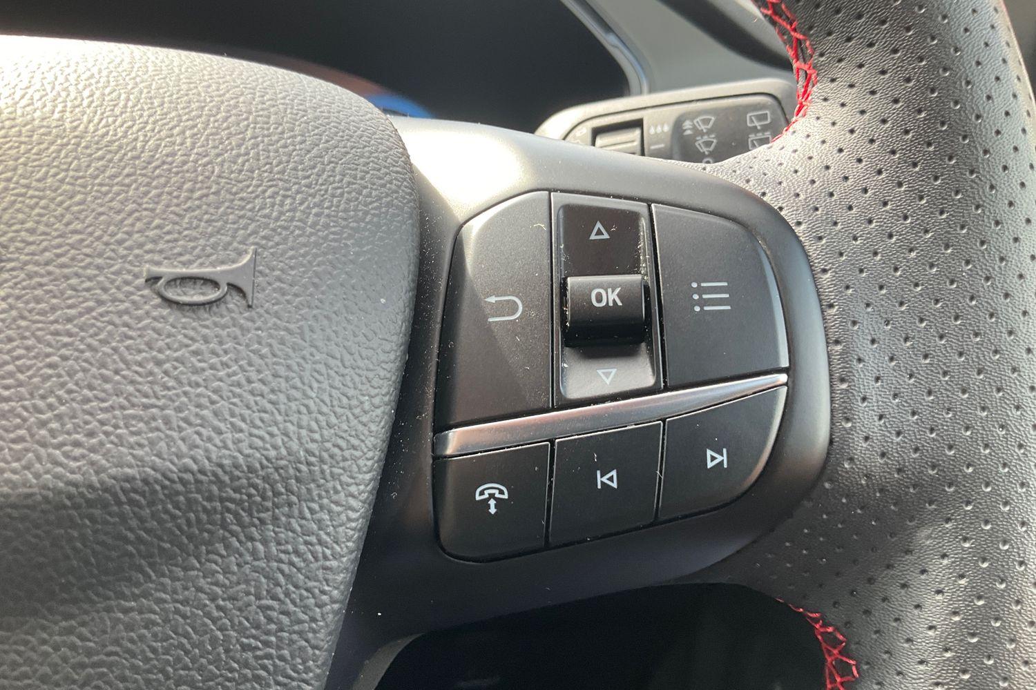 Ford KUGA Photo 33