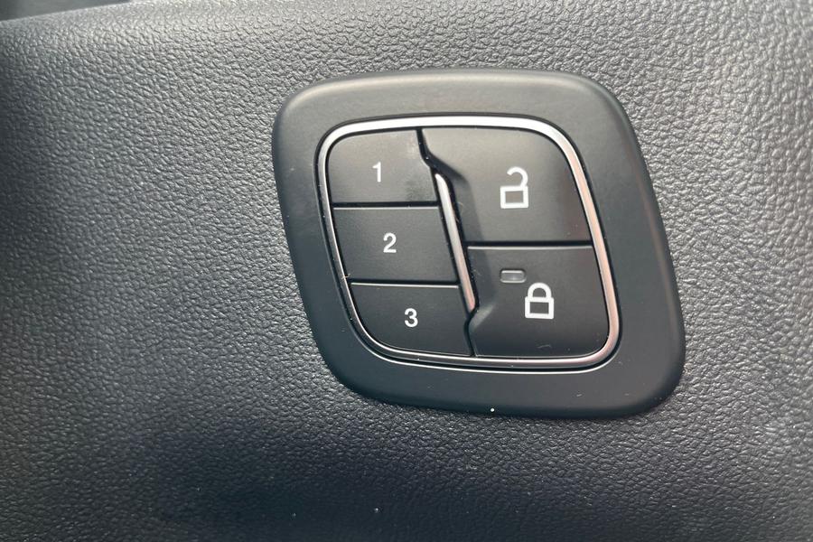 Ford KUGA Photo autoimg-aa3c29e0d6232aa82120ecbb88192725c20a0722.jpg