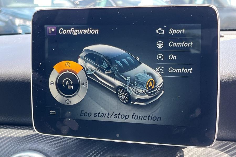 Mercedes-Benz A CLASS Photo autoimg-aa3d8af879cbe0aa18cf46b36f5f10c1693be643.jpg