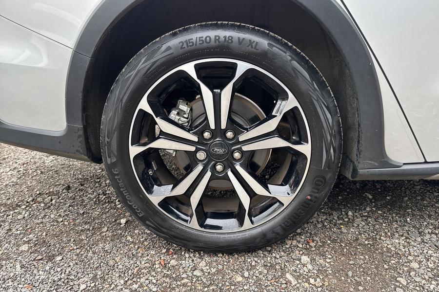 Ford FOCUS Photo autoimg-aa3e545d7f326b17d38ef5680316c3d1f78a3067.jpg