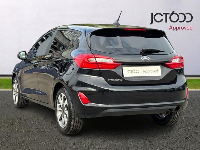 Ford Fiesta Photo 3